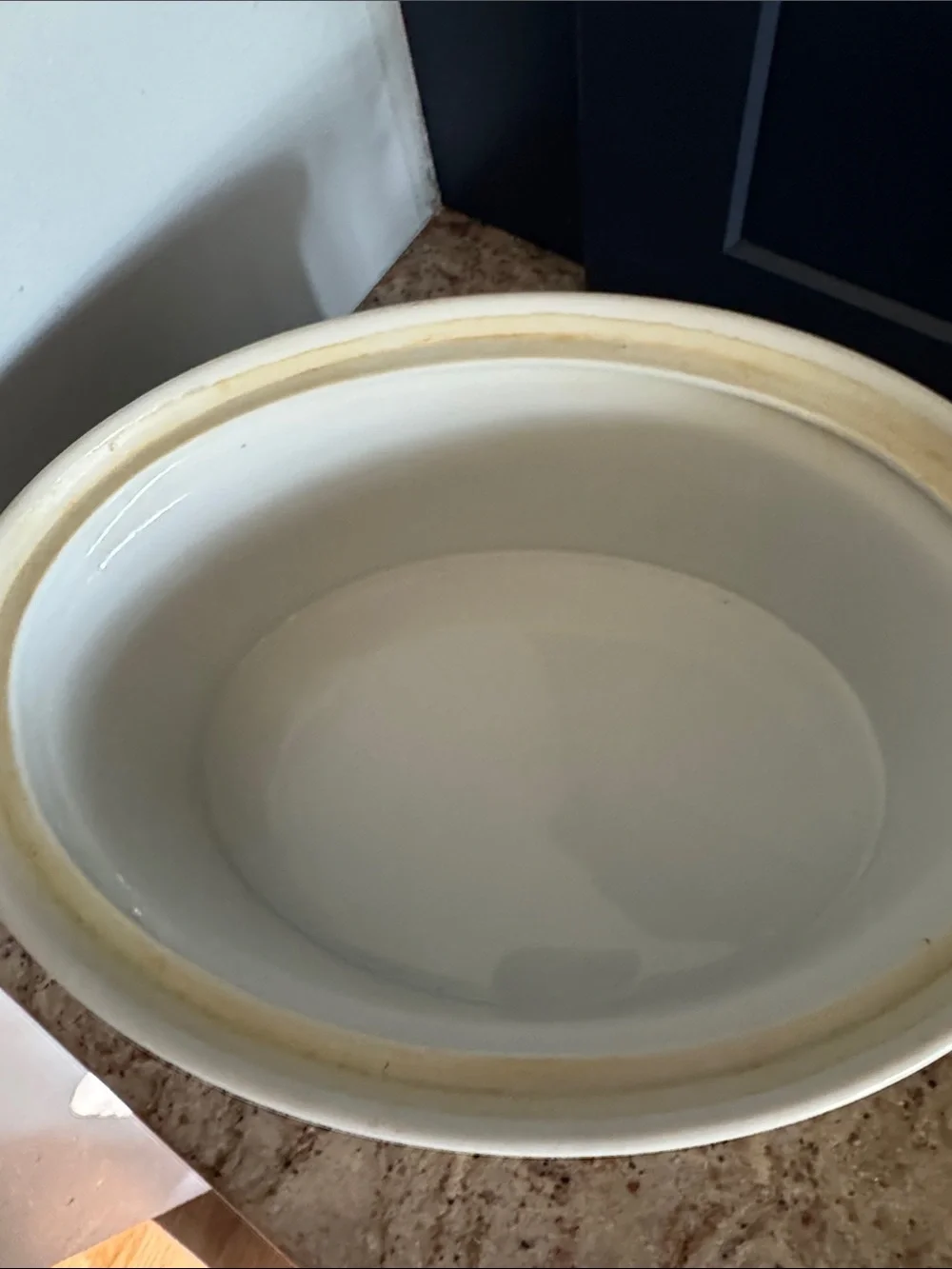 Georges Briard Floral Ceramic Covered Casserole Dish with Plates